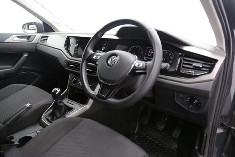 Volkswagen Polo 1.0 TSI Match Euro 6 (s/s) 5dr 21