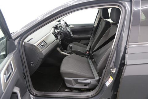 Volkswagen Polo 1.0 TSI Match Euro 6 (s/s) 5dr 22