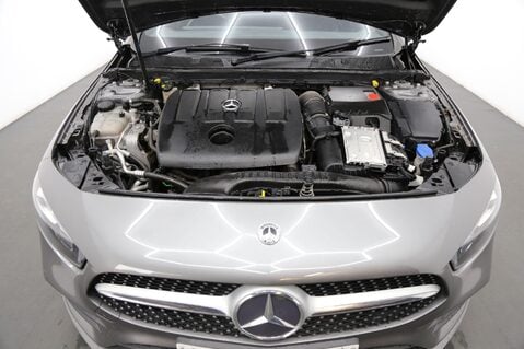 Mercedes-Benz A Class 1.5 A180d AMG Line 7G-DCT Euro 6 (s/s) 5dr 28
