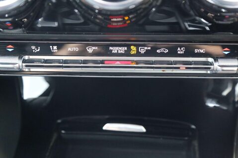 Mercedes-Benz A Class 1.5 A180d AMG Line 7G-DCT Euro 6 (s/s) 5dr 18