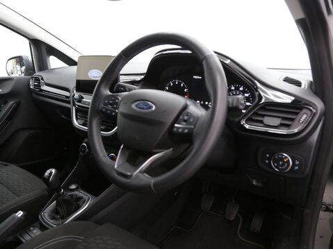 Ford Fiesta 1.0T EcoBoost Titanium Euro 6 (s/s) 5dr 21