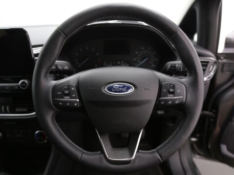 Ford Fiesta 1.0T EcoBoost Titanium Euro 6 (s/s) 5dr 10