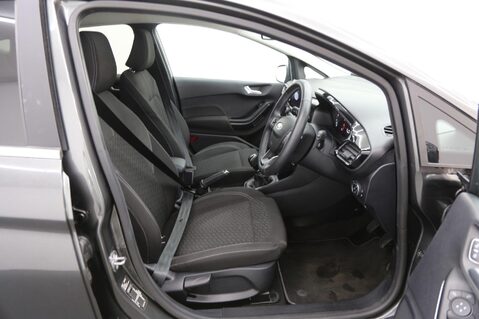 Ford Fiesta 1.0T EcoBoost Titanium Euro 6 (s/s) 5dr 20