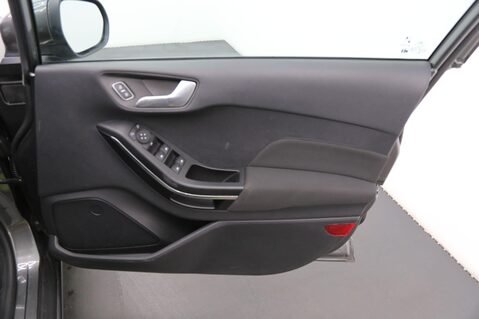 Ford Fiesta 1.0T EcoBoost Titanium Euro 6 (s/s) 5dr 19