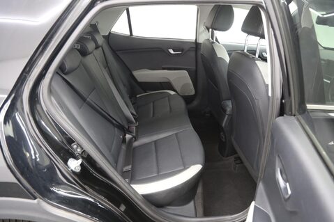 Kia Stonic 1.0 T-GDi 4 Euro 6 (s/s) 5dr 23