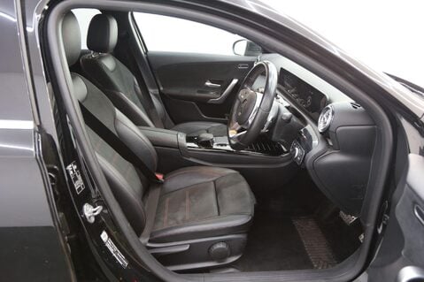 Mercedes-Benz A Class 1.5 A180d AMG Line (Premium) 7G-DCT Euro 6 (s/s) 4dr 19