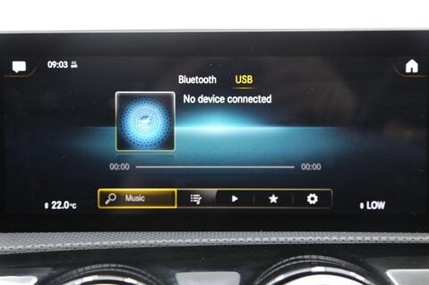 Mercedes-Benz A Class 1.5 A180d AMG Line (Premium) 7G-DCT Euro 6 (s/s) 4dr 16