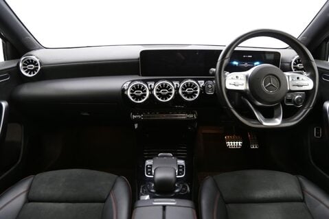 Mercedes-Benz A Class 1.5 A180d AMG Line (Premium) 7G-DCT Euro 6 (s/s) 4dr 9