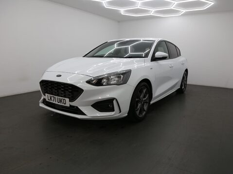 Ford Focus 1.0T EcoBoost ST-Line Edition Euro 6 (s/s) 5dr 3