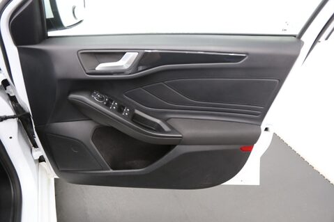 Ford Focus 1.0T EcoBoost ST-Line Edition Euro 6 (s/s) 5dr 19