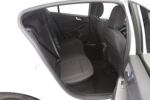Ford Focus 1.0T EcoBoost ST-Line Edition Euro 6 (s/s) 5dr 23
