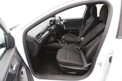 Ford Focus 1.0T EcoBoost ST-Line Edition Euro 6 (s/s) 5dr 22