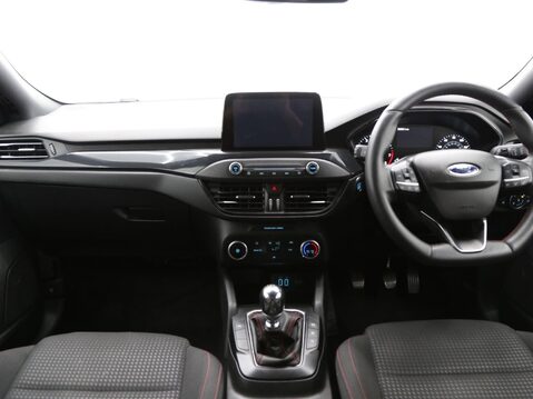 Ford Focus 1.0T EcoBoost ST-Line Edition Euro 6 (s/s) 5dr 9