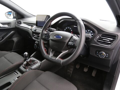 Ford Focus 1.0T EcoBoost ST-Line Edition Euro 6 (s/s) 5dr 21