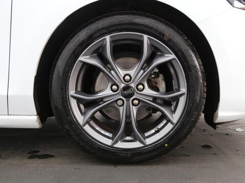 Ford Focus 1.0T EcoBoost ST-Line Edition Euro 6 (s/s) 5dr 26