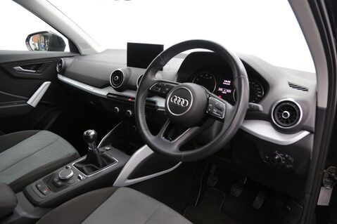 Audi Q2 1.0 TFSI 30 Technik Euro 6 (s/s) 5dr 21