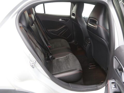 Mercedes-Benz GLA 2.1 GLA200d AMG Line (Executive) 7G-DCT 4MATIC Euro 6 (s/s) 5dr 11