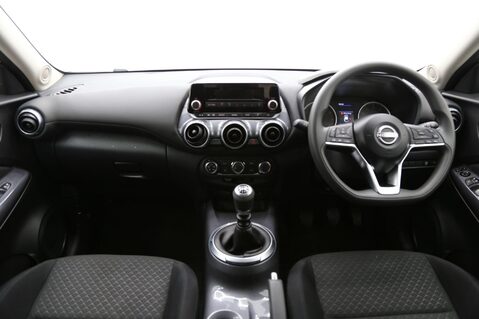 Nissan Juke 1.0 DIG-T Visia Euro 6 (s/s) 5dr 9