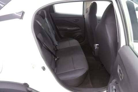 Nissan Juke 1.0 DIG-T Visia Euro 6 (s/s) 5dr 23