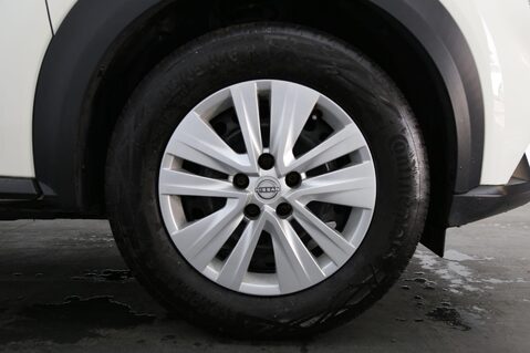 Nissan Juke 1.0 DIG-T Visia Euro 6 (s/s) 5dr 26