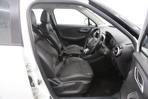 MG MG3 1.5 VTi-TECH Exclusive Nav Euro 6 (s/s) 5dr 19