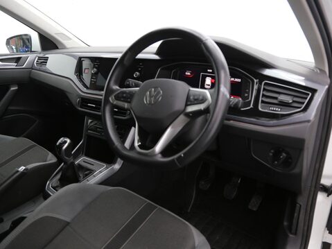 Volkswagen Polo 1.0 TSI Style Euro 6 (s/s) 5dr 22