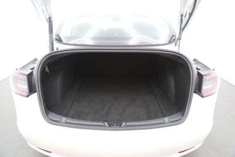 Tesla Model 3 (Dual Motor) Long Range Auto 4WDE 4dr 20
