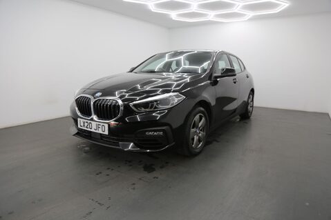 BMW 1 Series 1.5 118i SE Hatchback 5dr Petrol Manual Euro 6 (s/s) (140 ps) 3