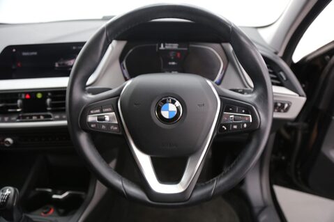 BMW 1 Series 1.5 118i SE Hatchback 5dr Petrol Manual Euro 6 (s/s) (140 ps) 10