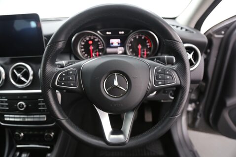 Mercedes-Benz A Class 1.6 A180 Sport (Executive) 7G-DCT Euro 6 (s/s) 5dr 10