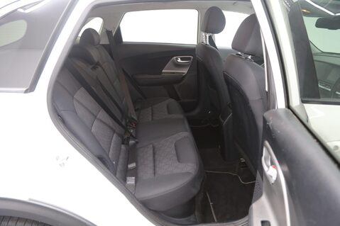 Kia Niro 1.6 GDi 2 DCT Euro 6 (s/s) 5dr 23