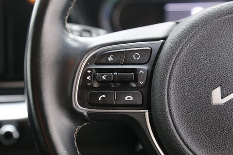 Kia Niro 1.6 GDi 2 DCT Euro 6 (s/s) 5dr 11