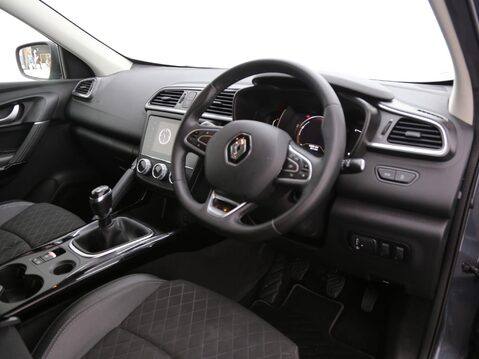 Renault Kadjar 1.3 TCe Iconic Euro 6 (s/s) 5dr 21