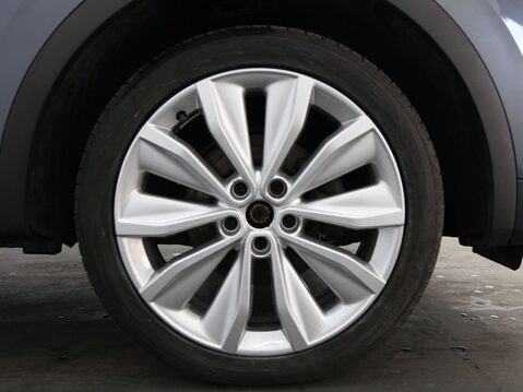 Renault Kadjar 1.3 TCe Iconic Euro 6 (s/s) 5dr 27