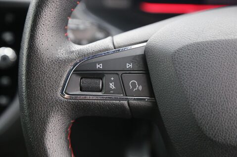 SEAT Arona 1.0 TSI FR Sport Euro 6 (s/s) 5dr 11