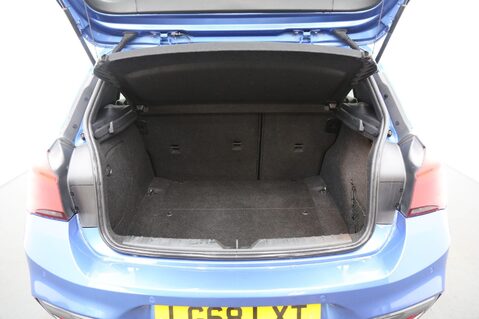 BMW 1 Series 1.5 118i M Sport Shadow Edition Euro 6 (s/s) 5dr 26