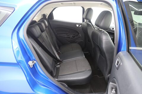 Ford Ecosport TITANIUM 23