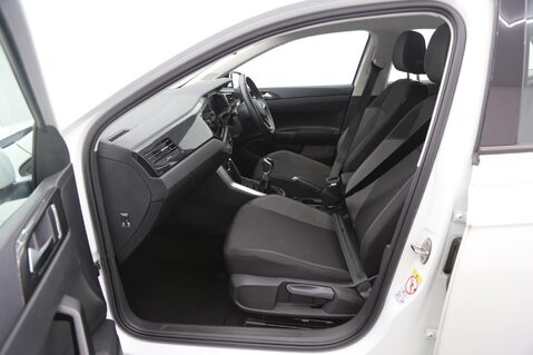 Volkswagen Polo 1.0 TSI Life Euro 6 (s/s) 5dr 22
