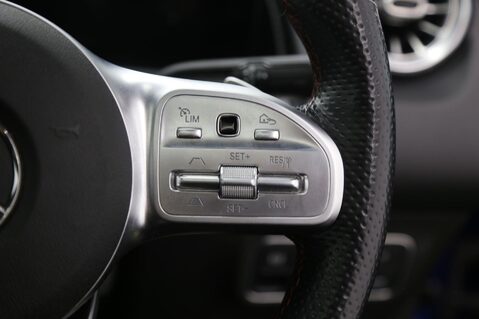 Mercedes-Benz GLB 1.3 GLB200 AMG Line (Premium Plus 2) 7G-DCT Euro 6 (s/s) 5dr 12