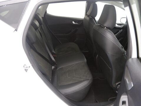 Ford Fiesta 1.0T EcoBoost Titanium X Euro 6 (s/s) 5dr 23