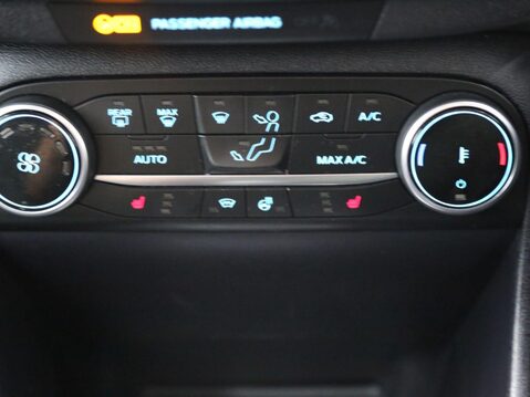 Ford Fiesta 1.0T EcoBoost Titanium X Euro 6 (s/s) 5dr 17