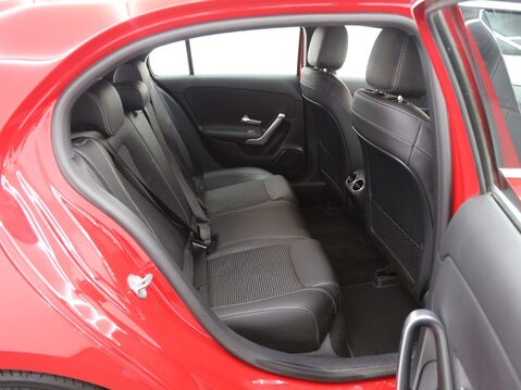 Mercedes-Benz A Class 1.3 A200 Sport (Executive) 7G-DCT Euro 6 (s/s) 5dr 24
