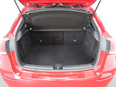 Mercedes-Benz A Class 1.3 A200 Sport (Executive) 7G-DCT Euro 6 (s/s) 5dr 26