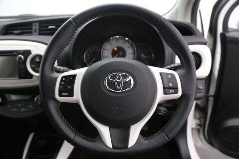 Toyota Yaris 1.33 Dual VVT-i Trend Euro 5 5dr 10
