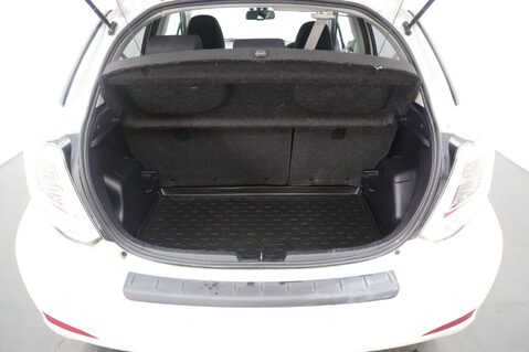 Toyota Yaris 1.33 Dual VVT-i Trend Euro 5 5dr 26