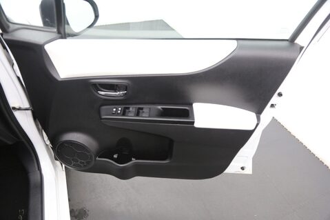 Toyota Yaris 1.33 Dual VVT-i Trend Euro 5 5dr 20