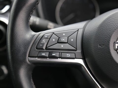 Nissan Juke 1.0 DIG-T Tekna Euro 6 (s/s) 5dr 11