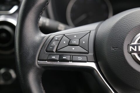 Nissan Juke 1.0 DIG-T Tekna Euro 6 (s/s) 5dr 11