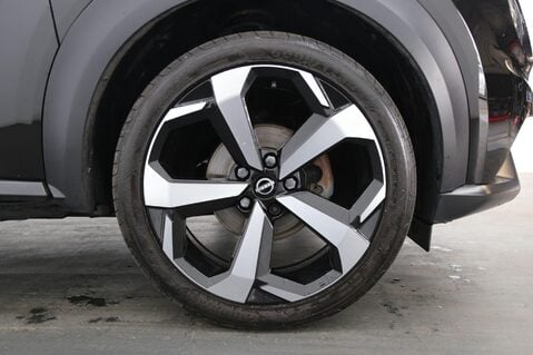 Nissan Juke 1.0 DIG-T Tekna Euro 6 (s/s) 5dr 27