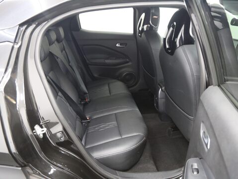 Nissan Juke 1.0 DIG-T Tekna Euro 6 (s/s) 5dr 24